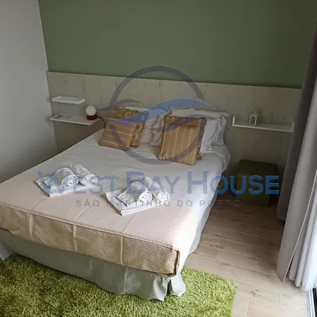 West Bay House Pensjonat