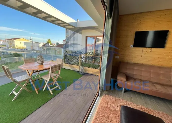 West Bay House Guest house 4*