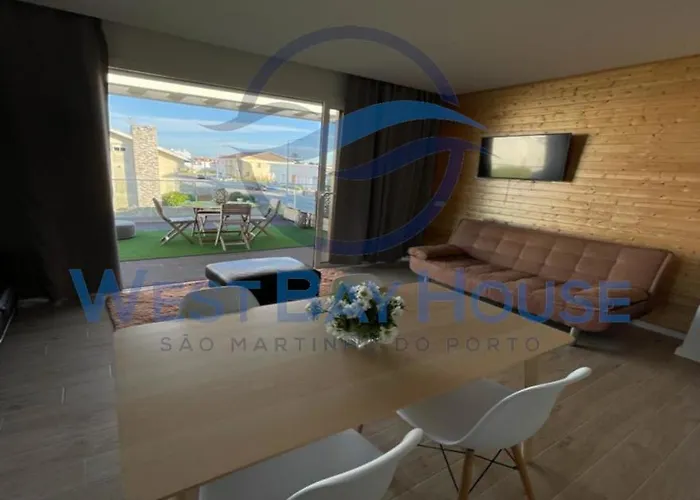 West Bay House Guest house 4*