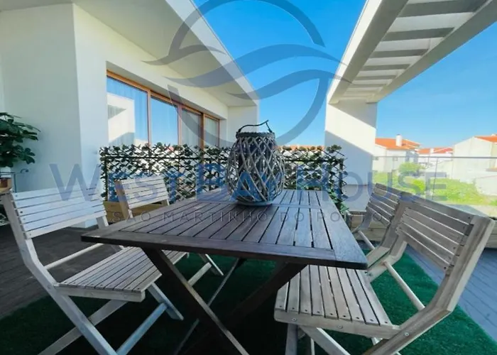 Guest house West Bay House 4*